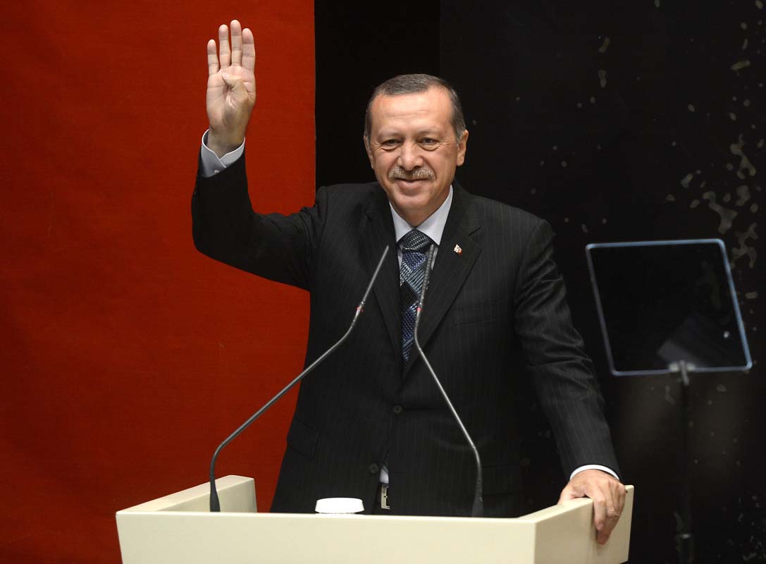 Erdogan Joins 17th ECO Summit in Azerbaijan
